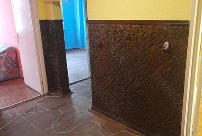 Apartament cu 4 camere decomandat et 2 - 8