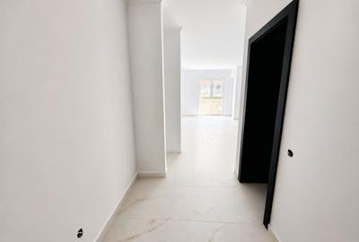 Apartament cu 4 camere semidecomandat în Florești - 4