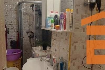 Garsoniera decomandata transformata in apartament cu 2 camere in zona POARTA 6 - 11