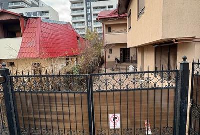 Casă cu 4 camere cu Teren 250 Mp în Crângași - 2