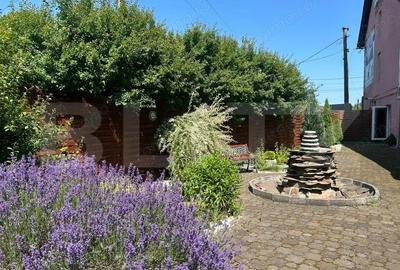 Spațiu comercial, de 1,600 mp, în Central - 11