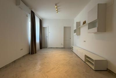 Apartament cu 3 camere decomandat în Aviatorilor - 2