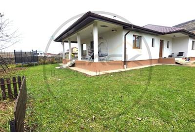 Oportunitate!Casa individuala 4 camere, 130 utili, 700 teren, Chinteni - 1