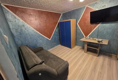 Garsonieră decomandată în Petros - 6