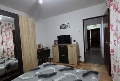 Apartament cu 2 camere decomandat în Târgu Cucu - 12