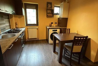 Apartament cu 2 camere decomandat în Grădiște - 2