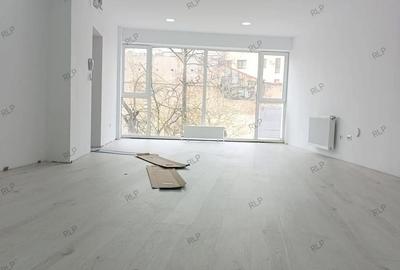 Spațiu comercial, de 60 mp, în Centrul Civic - 4