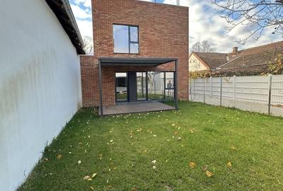 PROIECT DEOSEBIT - 1