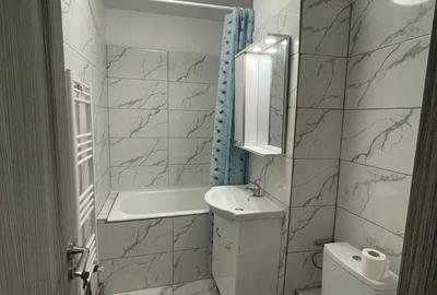 Apartament cu 2 camere semidecomandat în Dâmbovița
