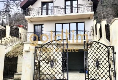 Casă individuală cu 6 camere cu Canalizare în Ultracentral - 8