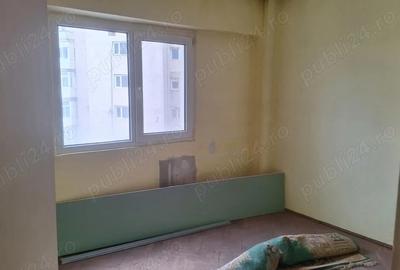 Apartament cu 3 camere semidecomandat în Ultracentral - 2