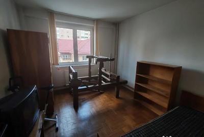 Apartament cu 3 camere decomandat în Exterior Vest - 4