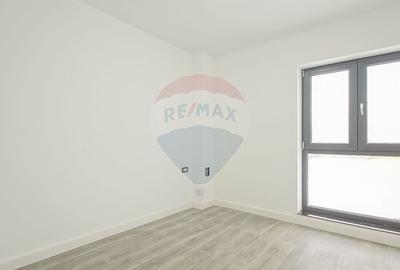 Casă cu 5 camere cu Teren 350 Mp în Bunloc - 14