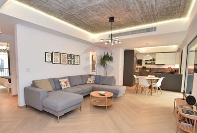 Apartament cu 3 camere decomandat în Universitate - 1