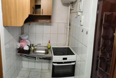Garsonieră decomandată în Buziașului - 2