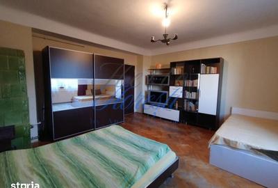 Apartament cu 2 camere, mobilat în Gruia - 1