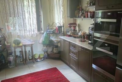 Vila de vanzare, cu 6 camere, 230 mp, zona Samurcasi - 15