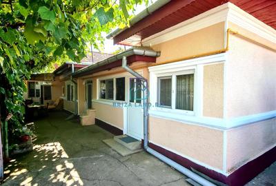 Casă individuală cu 4 camere cu Canalizare în Exterior Est - 2