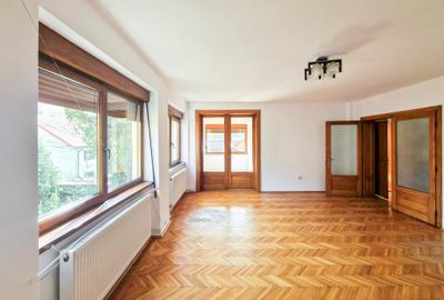 Ultracentral, vila 7 cam, zona Maternitate, 4 parcari, gradina, comision 0% - 8