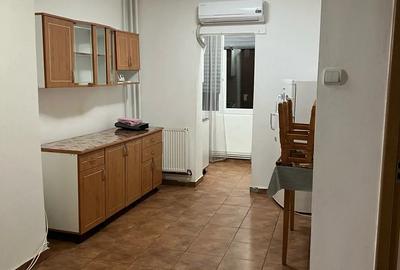 Proprietar, inchiriez apartament 2 camere - 3