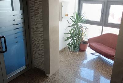 Birou, de 240 mp, în Ultracentral - 5