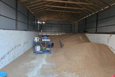 Casă cu 3 camere în Exterior Vest