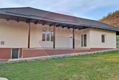 Casă cu Teren 800 Mp în Gălățeni - 16