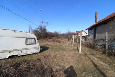 Casă cu 2 camere cu Teren 1426 Mp în Central - 7