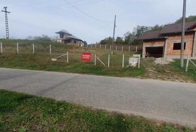 Casă cu 2 camere cu Teren 1500 Mp în Popești - 3