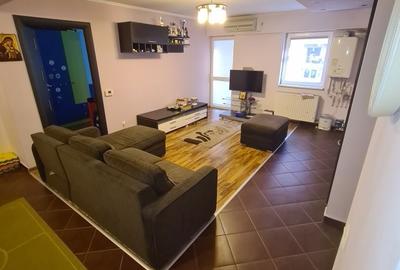 Apartament cu 3 camere decomandat în Runcu - 4
