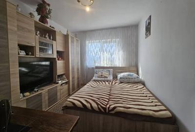 Apartament cu 3 camere decomandat în Central - 2