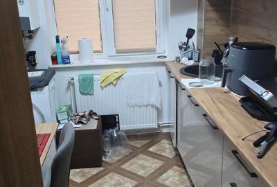 Vand apartament 2 camere - 10