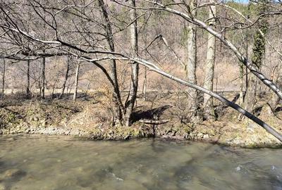 Spațiu comercial, în Petros - 3