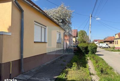 Casă cu 3 camere cu Canalizare în Hălchiu - 20