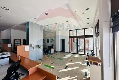Spatiu comercial - ultracentral, Turda, Piata Republicii, nr. 44 - 3