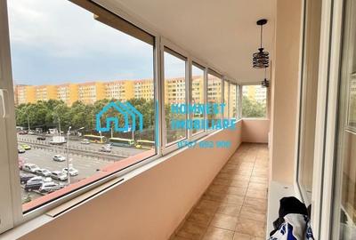 Apartament cu 3 camere semidecomandat în Bucur Obor
