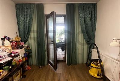 Casă cu 4 camere în Tărian - 3