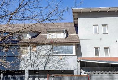 Casă individuală cu 31 camere cu Canalizare în Blumăna - 4