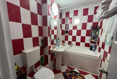 Apartament cu 3 camere decomandat în Mioriței - 2