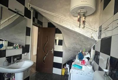 Casa tip duplex P+1+M | 200 mp utili | Curte 300 mp | 5 min. Bucuresti - 11