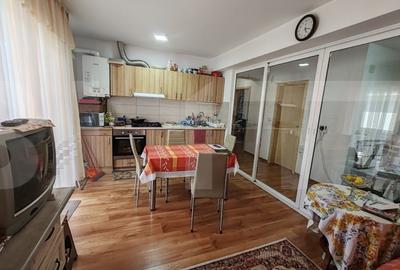 Apartament 3 camere, bloc linistit, parcare cu telecomanda, Dumbravita - 4