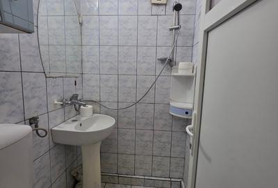 Decebal, Rond Alba Iulia, pe Moise Nicoara, bloc 4 etaje - 2