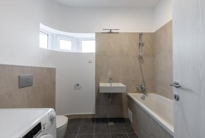 Penthouse , scara interioara , terasa cu vedere superba in Parcul Tineretului - 11