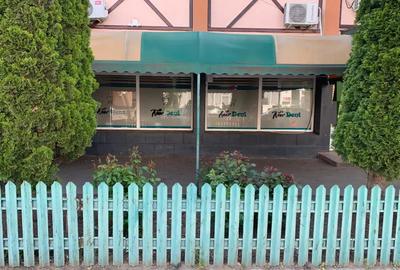 Spa?iu comercial de inchiriat 104,71 mp, situat central, Targu Bujor - 1