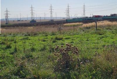 Teren de 2500 mp, în Central