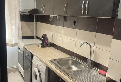 Inchiriez apartamen2 camere Palas Iasi
