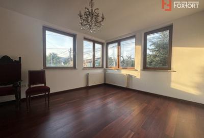 Casă individuală cu 10 camere cu Piscina în Dumbrăvița - 33