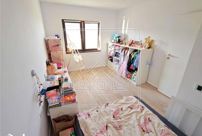 Casă cu 4 camere cu Teren 237 Mp în Central - 19
