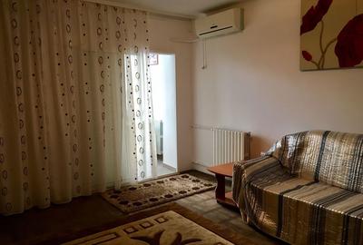 Apartament cu 2 camere decomandat în Far - 2