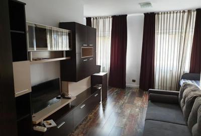 Apartament cu 2 camere decomandat, mobilat în Zorilor